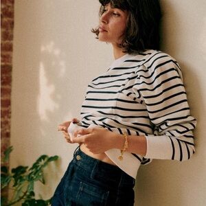 Sezane Alexa striped sweatshirt size M ( around us 6 )